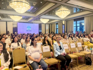 300+ moms-to be join mama fest