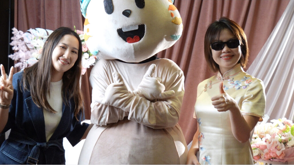 sharon(bbkitty's founder) together with krygystan's agent shared experiences in the mama fest